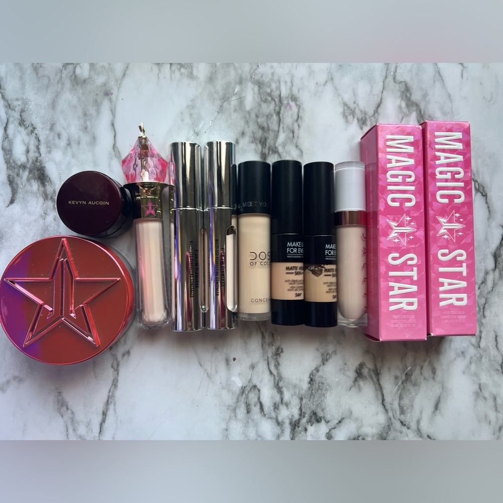 Concealer bundle.